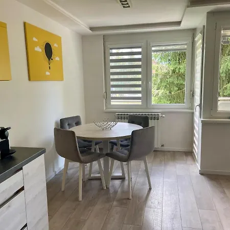 Apartman Apartment Kan *