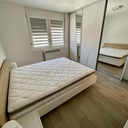 Apartment Kan *